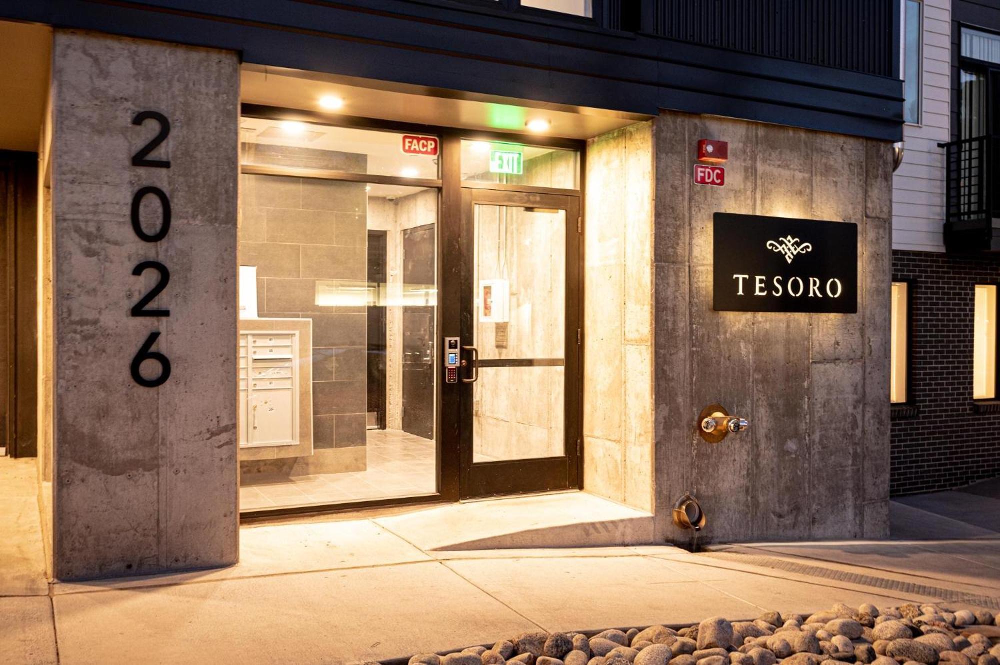 Villa Gameday Oasis - Private Balcony - Jefferson Park - Tesoro DEN Esterno foto