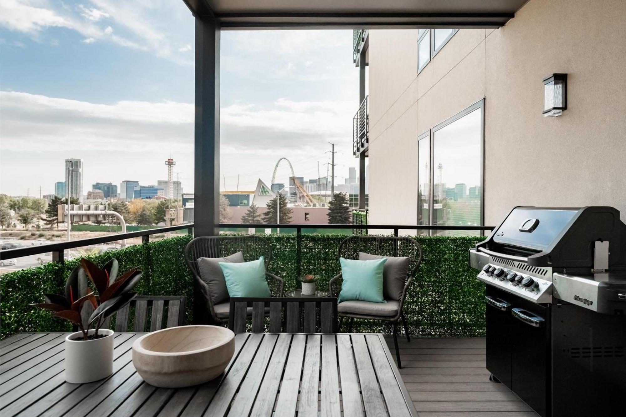 Villa Gameday Oasis - Private Balcony - Jefferson Park - Tesoro DEN Esterno foto